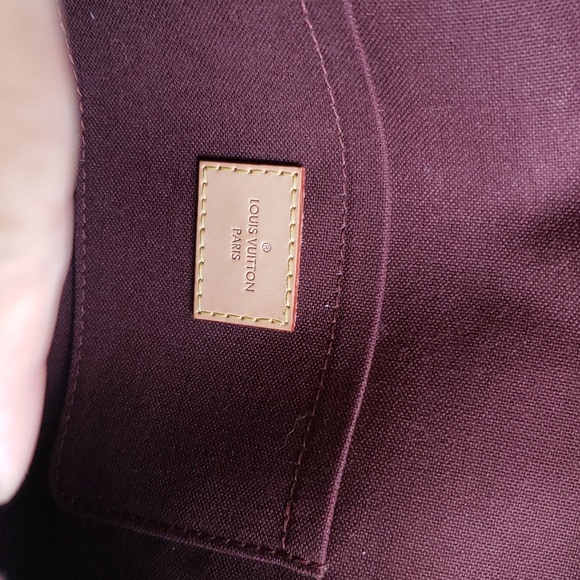 Louis Vuitton Favorite MM Monogram - Picture 4 of 16